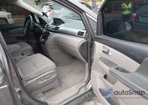 2015 Honda Odyssey Ex z USA, uszkodzony, nr VIN 5FNRL5H48FB073310